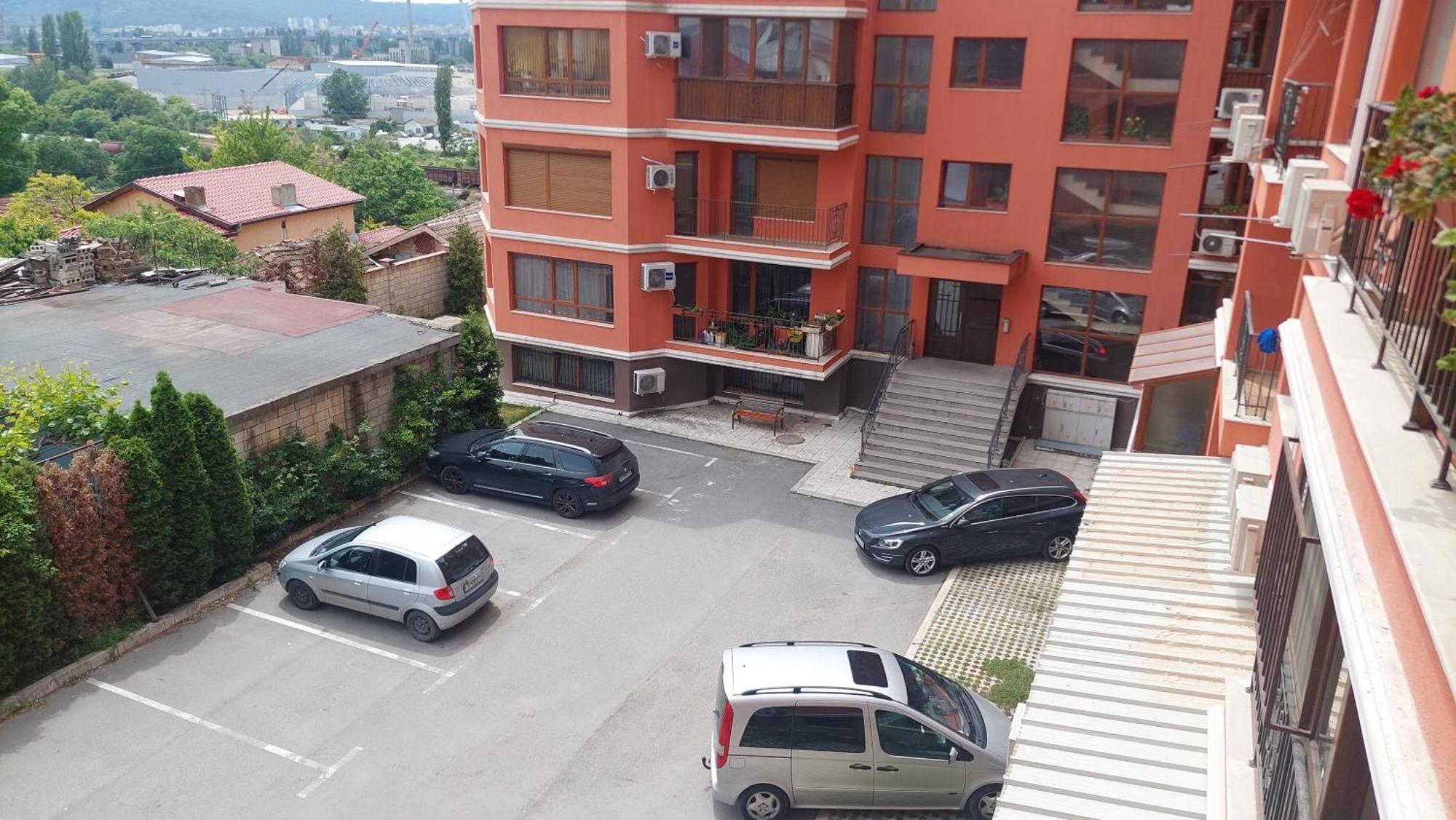 Krimski Apartment - Free Private Parking Varna Buitenkant foto