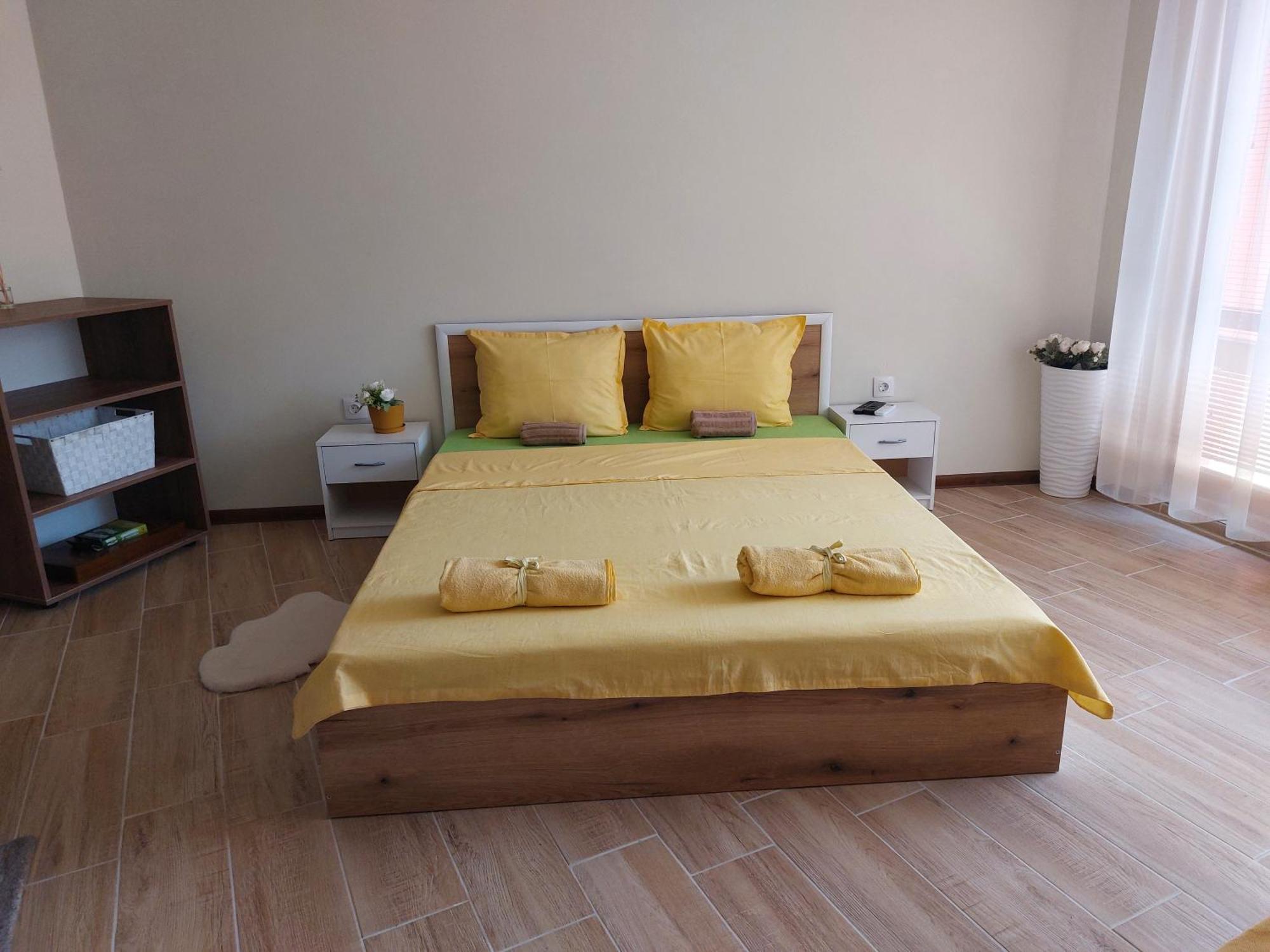 Krimski Apartment - Free Private Parking Varna Buitenkant foto